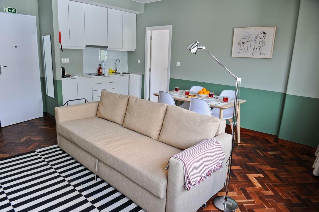 Cosmopolitan Comfort In 4a- By Misha's Place Appartement Lisboa